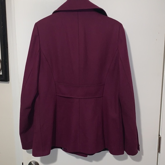 Tommy Hilfiger Purple Pea Coat Size Large.  Wool blend.  Fully lined. - Picture 4 of 8